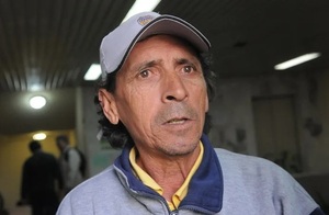Incertidumbre entre cuidacoches ante la suspensión del estacionamiento tarifado - ADN Digital