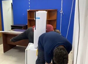 Desmantelan oficinas de la planta baja del Congreso tras suspensión parcial de ampliaciones · Radio Monumental 1080 AM