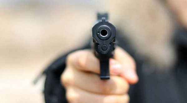 Detienen a policía brasileño que ingresó con arma al país