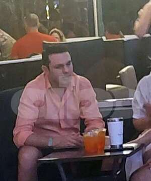 Diputado presenta el “legajo” de Hernán Rivas, mientras este disfruta de sus vacaciones en Punta Cana - Política - ABC Color