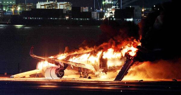 La Nación / Japón endurece protocolos tras colisión de aviones