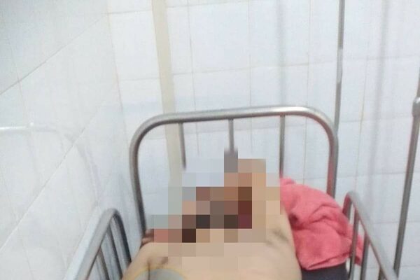 Yiyi pilló mensaje comprometedor y con repasador reventó testiculos de su chuli