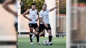 Chiqui le echó un ojo a la Reserva durante un amistoso