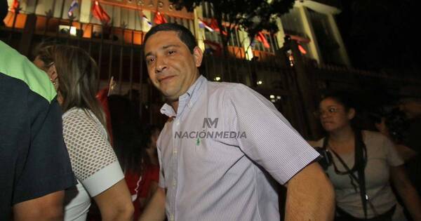 La Nación / Juan Villalba quedó detenido tras violar su arresto domiciliario