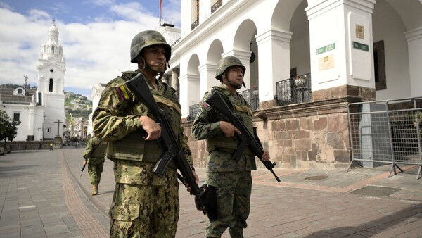 "Estamos en un estado de guerra" en Ecuador, dice presidente Noboa