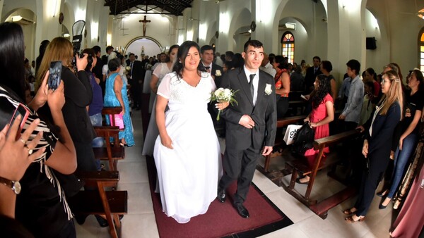 Guairá: Más de 40 parejas se unirán este viernes en boda comunitaria
