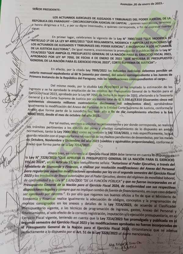 Actuarios piden a la Corte actualizar sueldo y el pago retroactivo de tres meses de 2023