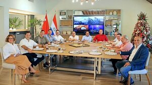 Santi retrocede en plan de almuerzo escolar y hay disputa por Fonacide