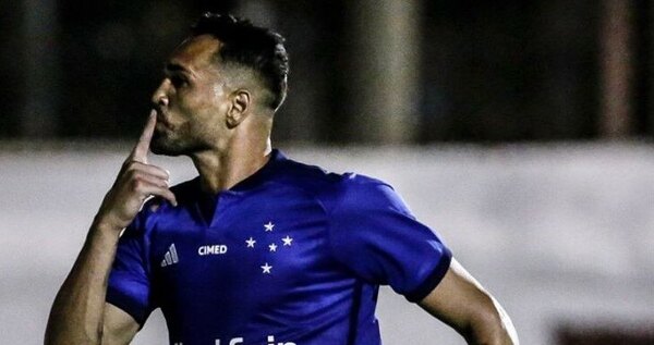 Versus / El delantero brasileño que aparece en el radar del Olimpia