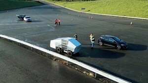 Los primeros robots reparadores de baches serán probados en carreteras británicas - ADN Digital