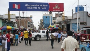 Perú oficializa estado de emergencia en zona fronteriza con Ecuador