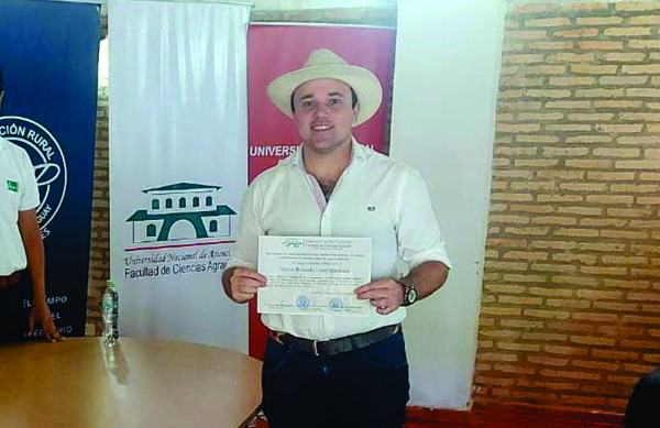 Joven concejal de Santiago Misiones sorteó su aguinaldo por fiesta de fin de año