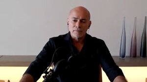 Miguel Cardona anuncia fin de sanciones de la FIFA