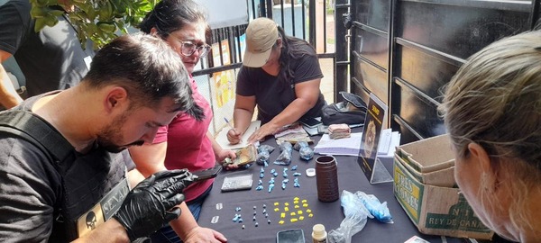 Incautaron droga y detuvieron a una mujer en Ñemby