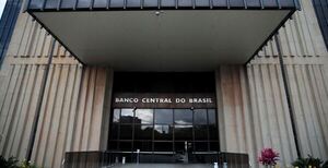Brasil cierra el 2023 con una inflaci贸n de 4,62%, por debajo del techo de la meta - Revista PLUS