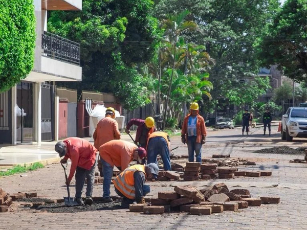 Vecinos piden que se reparen calles que están en peor estado - La Clave