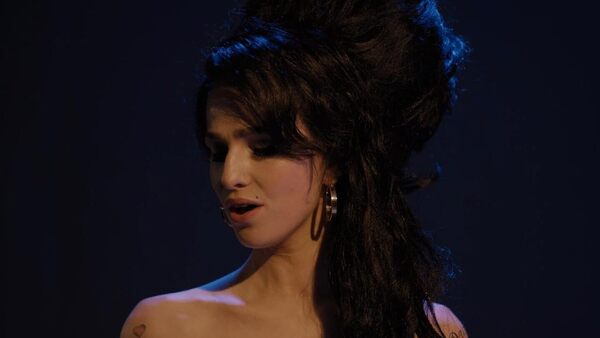 Película sobre Amy Winehouse presentó su primer tráiler