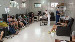 Hospital General de San Lorenzo: unas 700 personas por día consultan por casos sospechosos de dengue y de covid-19 - Nacionales - ABC Color