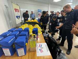 Chaco: Bomberos reciben equipos de EE.UU. para combatir incendios forestales - Noticias del Chaco - ABC Color