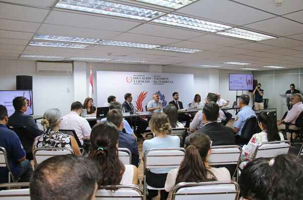 Avanzan con proyecto "Escuelas Abiertas" para contribuir al desarrollo de niños y jóvenes - trece