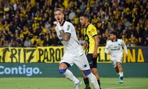 El uruguayo Thiago Vecino es nuevo jugador de Cerro Porteño