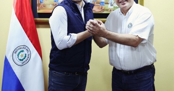Ramírez y Mora se muestran juntos y frenan la disputa por la sucesión en el MEC