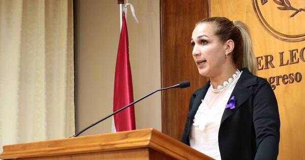 La Nación / Abogada investigada por estafa ya fue apartada