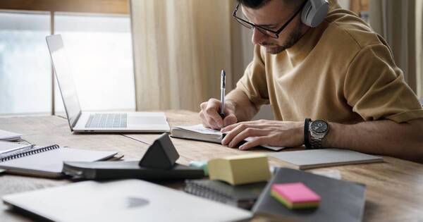 La Nación / Unibe y su modalidad “A distancia”: una forma de estudiar en la actualidad