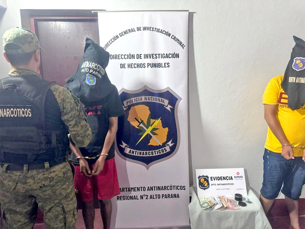 En allanamiento, atrapan a hermanos consumidores y distribuidores de drogas - La Clave