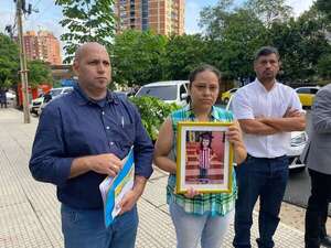 Supuesta negligencia médica: padres de Amaya Lucía piden investigación de su fallecimiento - Nacionales - ABC Color