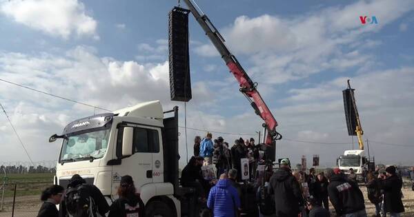 La Nación / Instalan altavoces frente a Gaza para comunicarse con rehenes