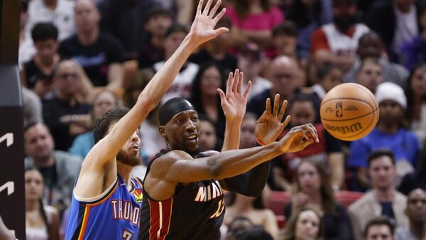 Unos históricos Thunder encabezan una noche de palizas en la NBA