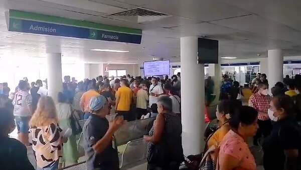 Video: caos en la farmacia del IPS Central - Nacionales - ABC Color