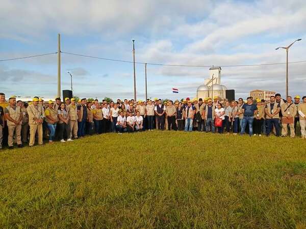 Ante aumento de casos de dengue en Itapúa, realizan minga ambiental en varias zonas - Nacionales - ABC Color