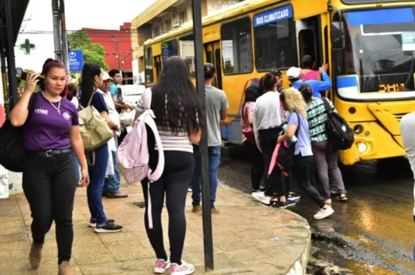 Viceministro minimiza crisis en el transporte público: “Está acorde a las necesidades”