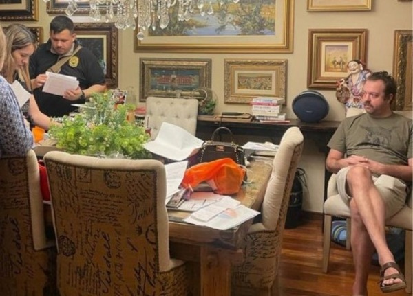 Operativo Pavo Real: prisión domiciliaria para Carlos Oleñik - PDS RADIO Y TV