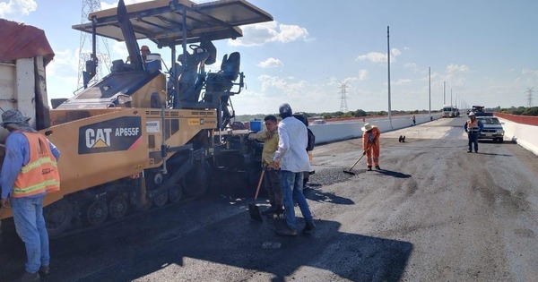 Puente Héroes del Chaco transita su etapa final