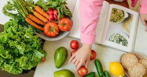 La Nación / Estos son los alimentos antiinflamatorios que previenen el deterioro cognitivo