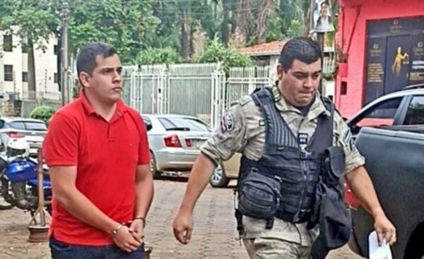Hijo de concejal detenido por vender camioneta robada