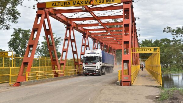 Aduana Argentina, entre Clorinda y Falcón, no recibirá camiones de cargas por obras