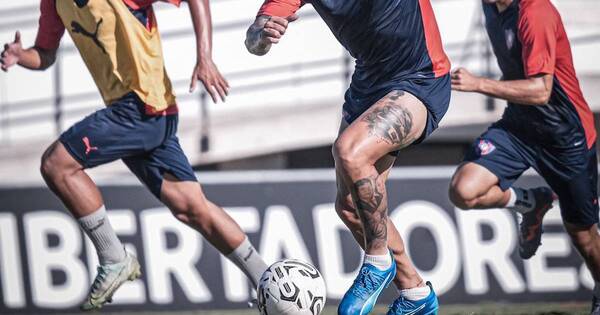 La Nación / El cuadro azulgrana se estrena en Colombia