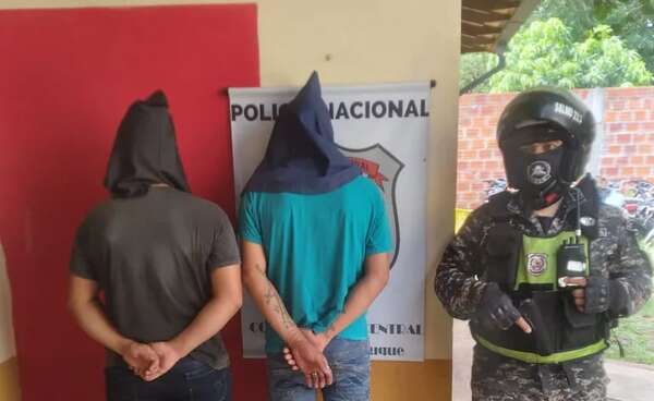 Policía detiene a dos presuntos motochorros en Luque - Policiales - ABC Color