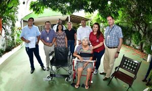 Entregan sillas de ruedas y otros elementos de apoyo a pobladores de Ciudad del Este – Diario TNPRESS