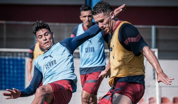 Versus / Cerro pone a prueba la "maquinaria" en un amistoso internacional