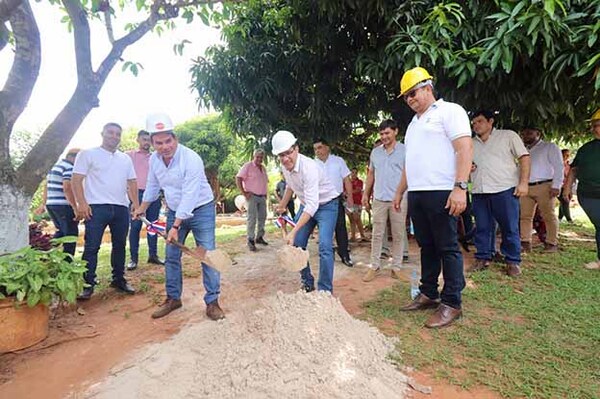 Gobernación anuncia construcción de 369 nuevas viviendas para el departamento de Alto Paraná | DIARIO PRIMERA PLANA
