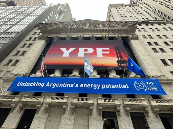 Corte de Nueva York niega plazo a Argentina en caso de petrolera YPF