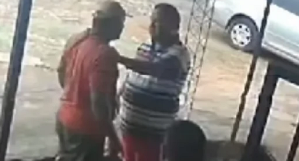 Compartía ronda de tragos con su amigo, discutieron y lo mató a balazos en Piribebuy - Noticiero Paraguay