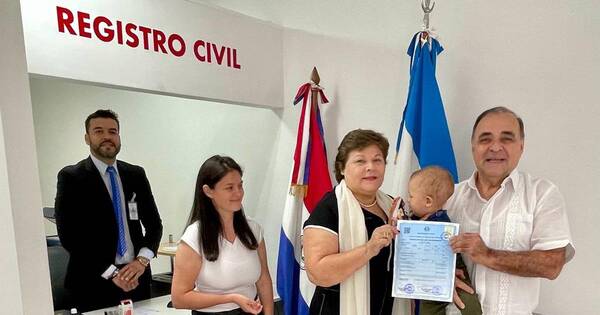 La Nación / Habilitaron las primeras oficinas permanentes de Registro Civil paraguayo en la Argentina