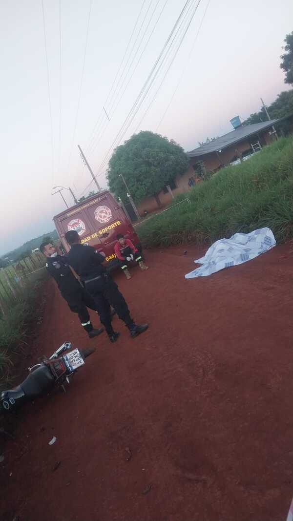 Joven pierde el control de su biciclo y muere tras caer al suelo - ADN Digital
