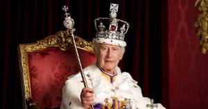 Diario HOY | Tras la abdicación de Margarita II, ¿seguirá Carlos III su ejemplo?